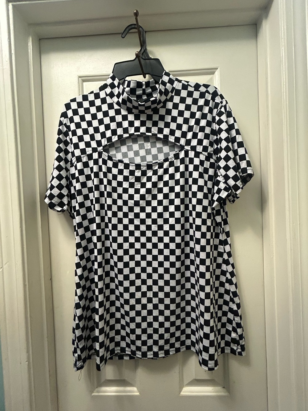Black and White Checkered Short Sleeve Tee with Cutout